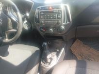 ARAÇ SATIŞA HAZIR DURUMDADIR HEDEF DEĞERE ULAŞILMASI DURUMUNDA ONAYLANACAKTIR NOTER SATIŞI SONRASI HEMEN TESLİM EDİLEBİLİR. LÜTFEN ARACI YERİNDE GÖREREK TEKLİF VERİNİZ.