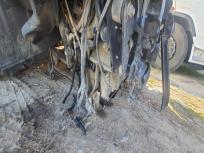 ARAÇ SATIŞA HAZIR DURUMDADIR HEDEF DEĞERE ULAŞILMASI DURUMUNDA ONAYLANACAKTIR NOTER SATIŞI SONRASI HEMEN TESLİM EDİLEBİLİR. LÜTFEN ARACI YERİNDE GÖREREK TEKLİF VERİNİZ.    