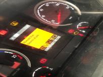 ARAÇ SATIŞA HAZIR DURUMDADIR HEDEF DEĞERE ULAŞILMASI DURUMUNDA ONAYLANACAKTIR NOTER SATIŞI SONRASI HEMEN TESLİM EDİLEBİLİR. LÜTFEN ARACI YERİNDE GÖREREK TEKLİF VERİNİZ.    